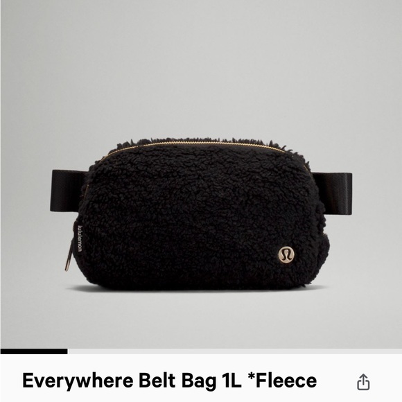 lululemon athletica Handbags - NWT Lululemon Black Sherpa Fleece Everywhere Belt Bag 1L Gold Hardware